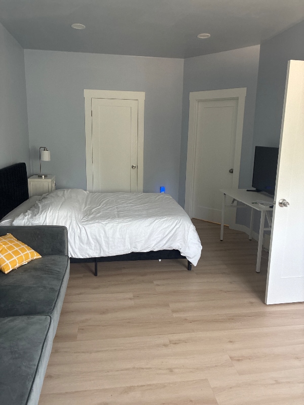 property at 4545 Thrush Dr NE