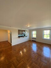 1 S Broadway in White Plains, NY - Building Photo - Building Photo