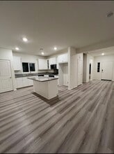 4426 Jade Ct in Lancaster, CA - Building Photo - Building Photo