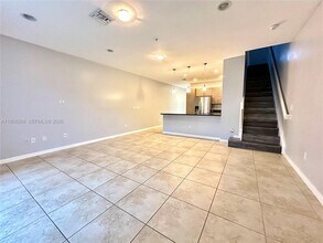 2574 SW 81st Terrace in Miramar, FL - Building Photo - Building Photo