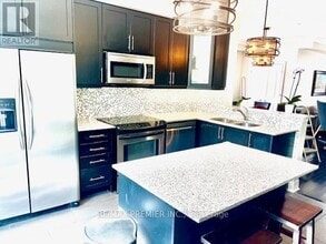 835A Oxford St in Toronto, ON - Building Photo - Building Photo