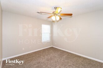 8558 Shady Elm Dr in Memphis, TN - Building Photo - Building Photo