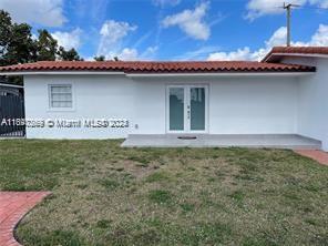 5731 NW 117th St in Hialeah, FL - Foto de edificio - Building Photo