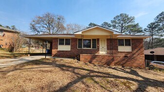 1440 Bowie Ave in Columbus, GA - Building Photo