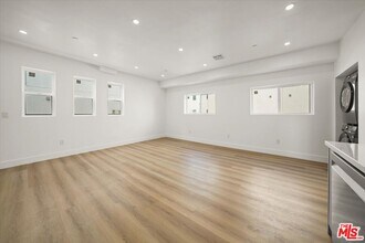 912 N Hudson Ave in Los Angeles, CA - Building Photo - Building Photo