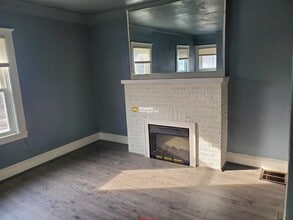 224 N Lawe St in Appleton, WI - Building Photo - Building Photo