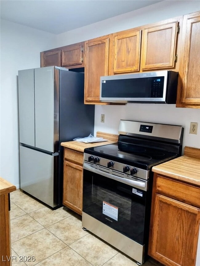 1361 E University Ave. in Las Vegas, NV - Building Photo - Building Photo