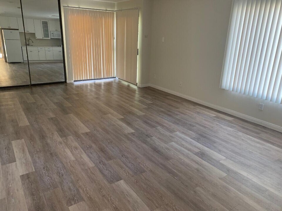 700 Palm Dr in Glendale, CA - Building Photo