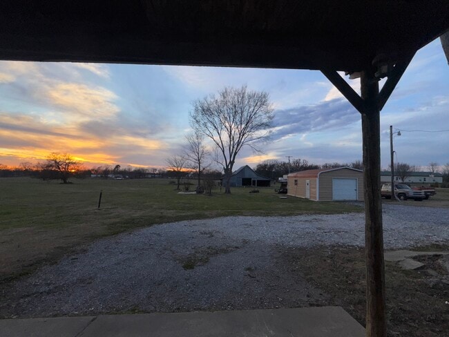 11991 S Edmondson Rd in Gentry, AR - Foto de edificio - Building Photo