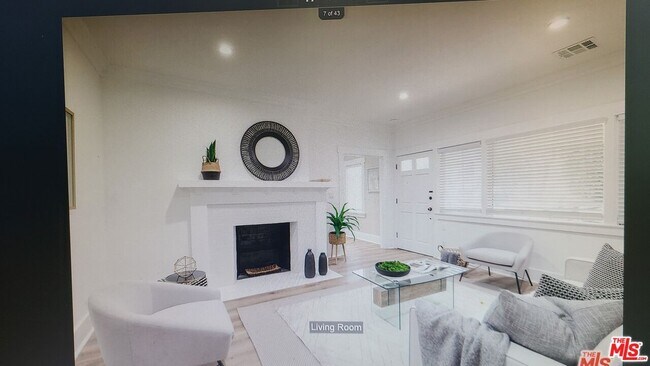 1348 N Detroit St in Los Angeles, CA - Building Photo - Building Photo