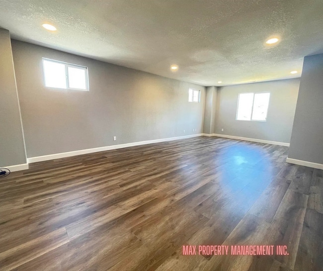 5483 Wadean Pl in Oakland, CA - Building Photo - Building Photo