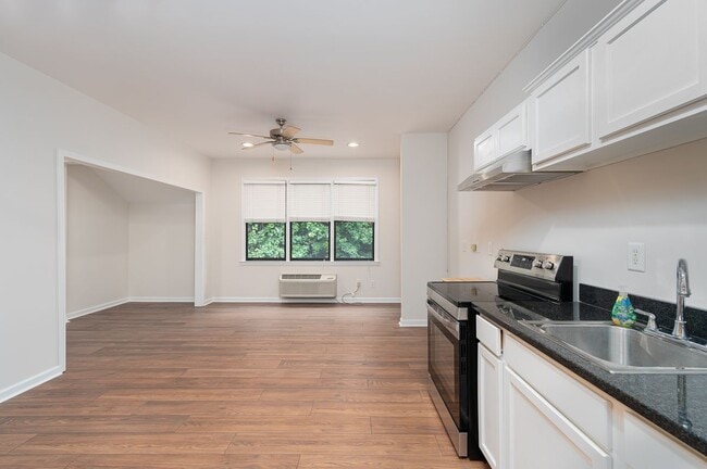 property at 1879 Gordon Manor NE