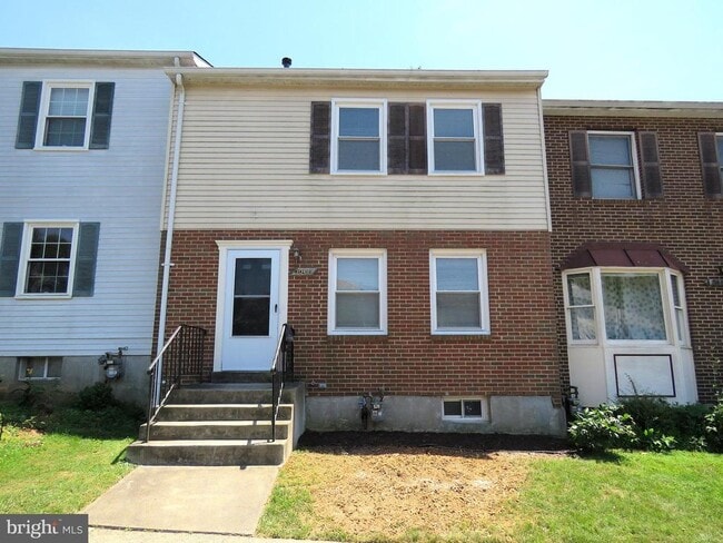 property at 3013 Hickory Grove Ct