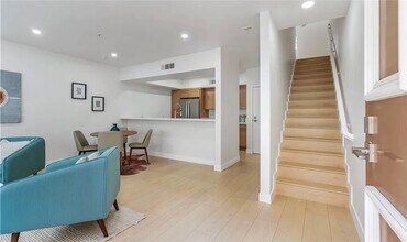12056 S Broadway in Los Angeles, CA - Building Photo - Building Photo