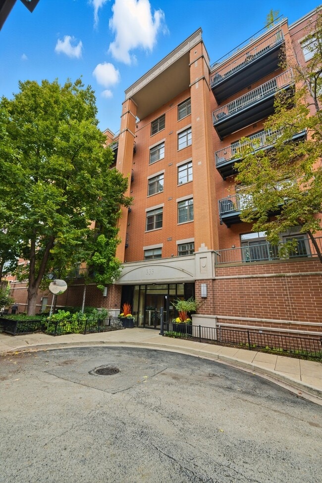 property at 333 N Jefferson St