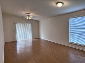 64 7th Ave in Shalimar, FL - Building Photo - Building Photo