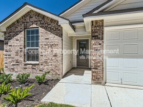 1725 Rocky Rise in San Antonio, TX - Building Photo - Building Photo