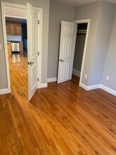 51 Marshall St, Unit 3 in Somerville, MA - Building Photo - Building Photo