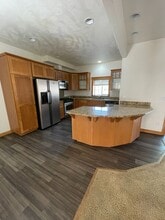 546 SE Jackson St in Pullman, WA - Building Photo - Building Photo