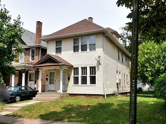 property at 414 Walbridge Ave