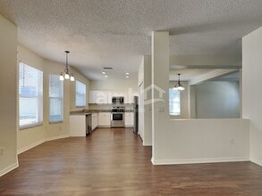 716 Grand Canyon Dr in Valrico, FL - Building Photo - Building Photo