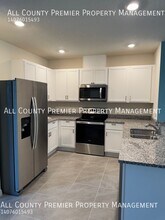 994 King Parc Rd in Orange City, FL - Building Photo - Building Photo
