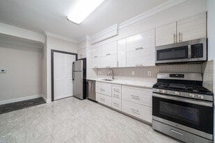 186 KENSINGTON Ave in Jersey City, NJ - Building Photo