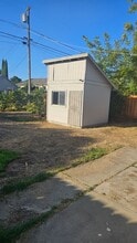 3618 Stanislaus St in Riverbank, CA - Building Photo - Building Photo