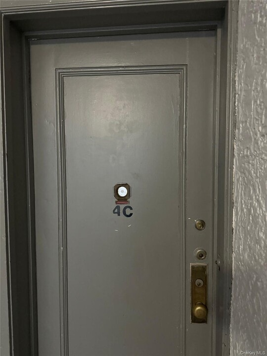 10 Wright Pl in Scarsdale, NY - Building Photo