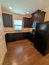 405 E Simmons Ave in Beaumont, TX - Building Photo - Building Photo