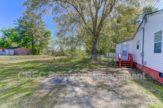 2401 Eagle Dr in Charleston, SC - Building Photo - Building Photo