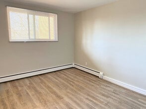 The Tuscan Apartments in Kitchener, ON - Building Photo - Building Photo