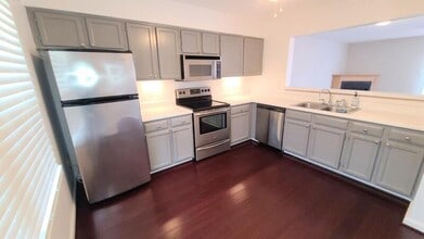 704 Brisa Ct in Chesapeake, VA - Building Photo - Building Photo