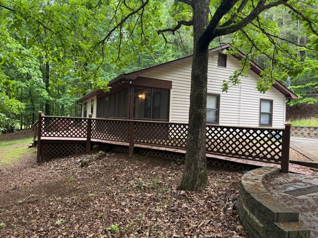 638 Marion Dairy Rd in Lindale, GA - Building Photo - Building Photo