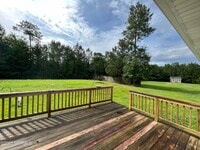 105 Gregory Dr photo'