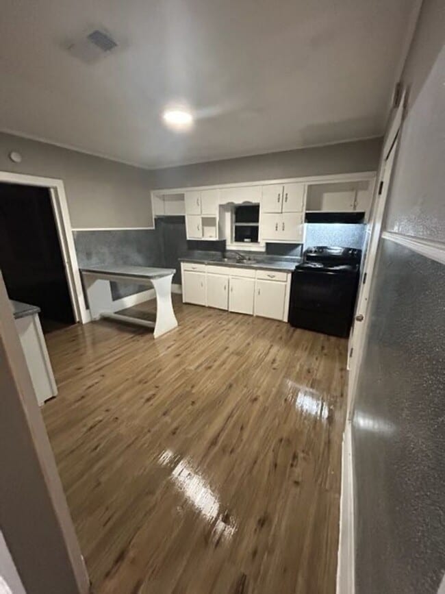 350 W Waco Ave in Cooper, TX - Building Photo - Building Photo