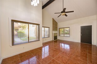 12339 S Dairy Ashford Rd in Houston, TX - Building Photo