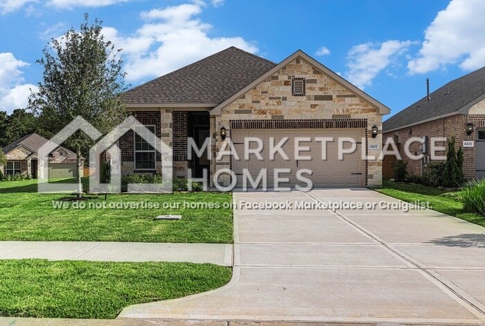 6107 White Spruce Dr in Conroe, TX - Building Photo