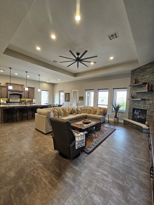 1422 Shinnecock Dr in Saint George, UT - Building Photo - Building Photo