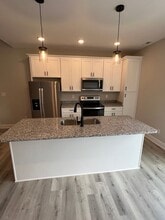 1217 Shallowford St in Bowling Green, KY - Building Photo - Building Photo