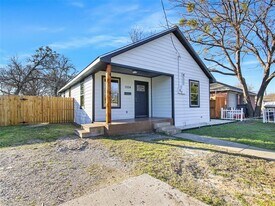 1104 Hamilton St in McKinney, TX - Building Photo