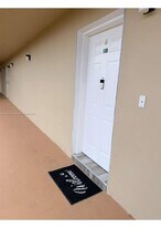 6780 W 2nd Ct in Hialeah, FL - Building Photo