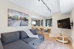 1725 Av. Cedar in Montréal, QC - Building Photo