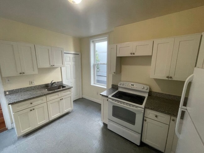 1441 Tremont St in Roxbury, MA - Building Photo - Building Photo