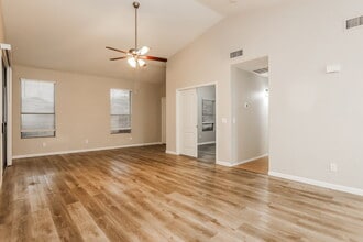 15112 W Eureka Trail in Surprise, AZ - Building Photo - Building Photo