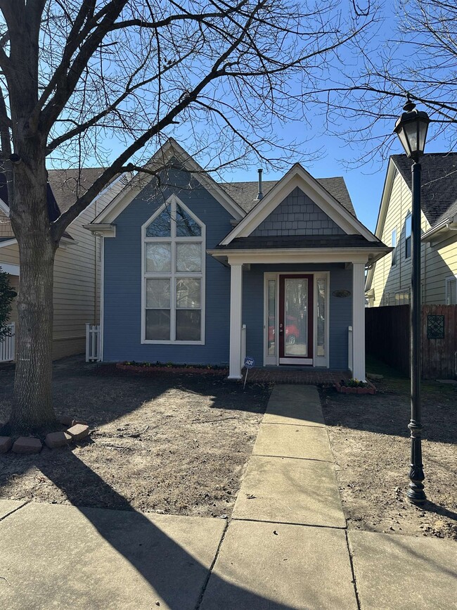 property at 1331 Island Pl E