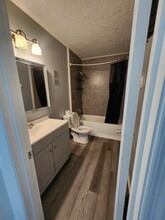 4984 Beach Dr SE, Unit f in St. Petersburg, FL - Building Photo - Building Photo