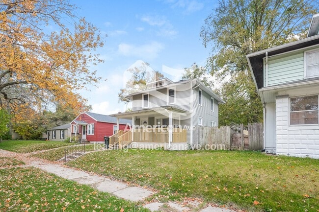 1712 E Bowman St in South Bend, IN - Foto de edificio - Building Photo
