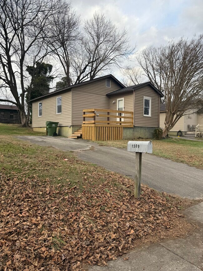 1509 Madison Ave in Maryville, TN - Building Photo - Building Photo