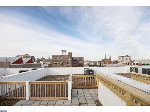 1213 Noble St in Philadelphia, PA - Building Photo